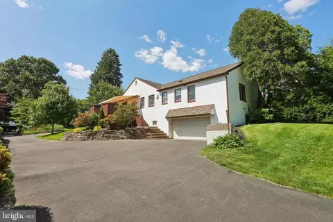 963 Sherman Ave, Huntingdon Valley, PA 19006