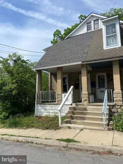 223 S 2nd St, North Wales, PA 19454
