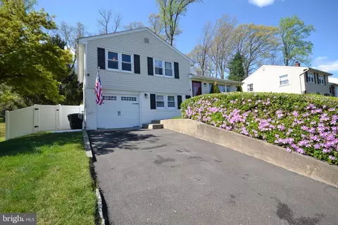1358 Partridge Rd, Abington, PA 19001