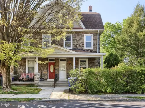 7210 Chestnut Ave, Elkins Park, PA 19027