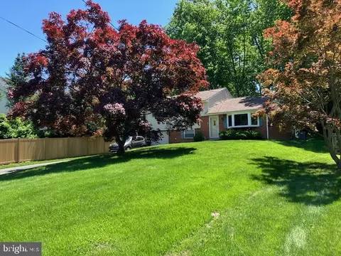 395 Grove Ln, King Of Prussia, PA 19406