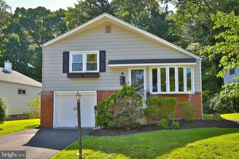 937 Maple Ave, Glenside, PA 19038