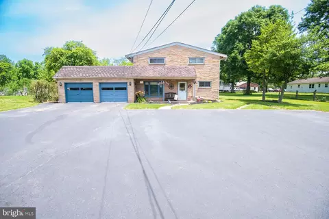 1029 Snyder Rd, Lansdale, PA 19446