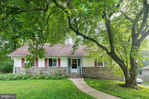 8308 Fenton Rd, Cheltenham, PA 19012