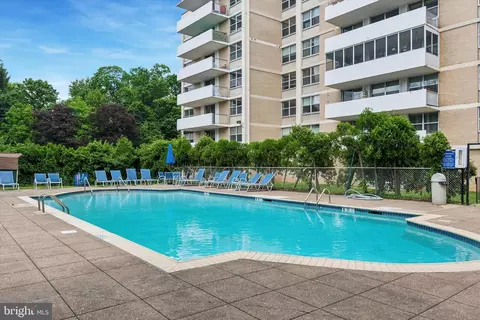7301 Coventry Ave #503, Elkins Park, PA 19027