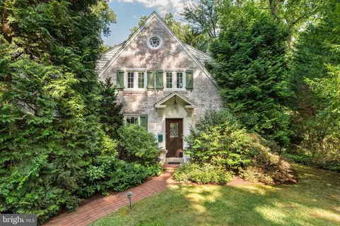 751 Clarendon Rd, Penn Valley, PA 19072
