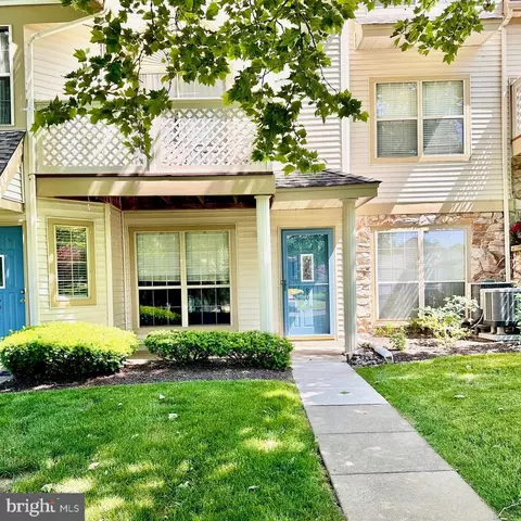 803 Foxmeadow Dr #CONDO 803, Royersford, PA 19468
