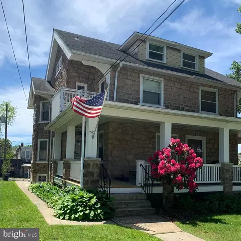 202 Mattison Ave, Ambler, PA 19002