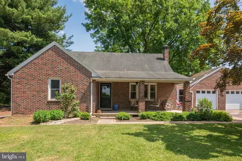 127 Pennapacker Rd, Collegeville, PA 19426