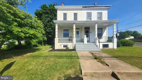 505 Pottstown Ave, Pennsburg, PA 18073