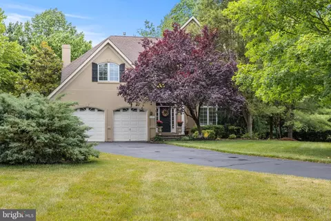 301 Gentry Ln, Ambler, PA 19002