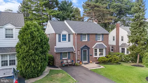 2017 Maplewood Ave, Abington, PA 19001