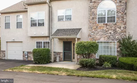 17 Haines Rd, Norristown, PA 19401