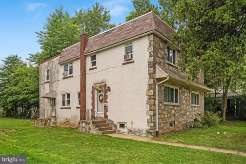 46 E 7th St, Lansdale, PA 19446