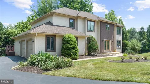 2314 Holly Ln, Lafayette Hill, PA 19444