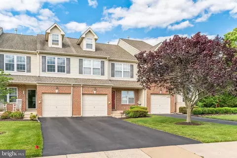 355 Belcourt Way, Harleysville, PA 19438