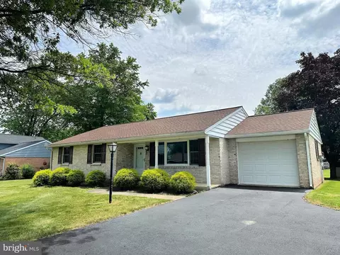 50 Oak St, Gilbertsville, PA 19525