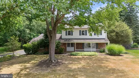 1720 Penns Ln, Maple Glen, PA 19002