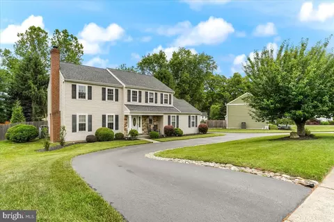 Exterior - 870 Tannery Dr, Wayne, PA 19087 photo 2 of 9