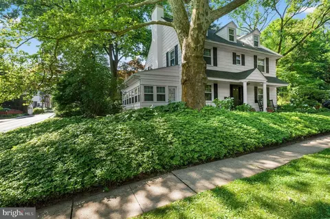 812 Glenside Ave, Wyncote, PA 19095