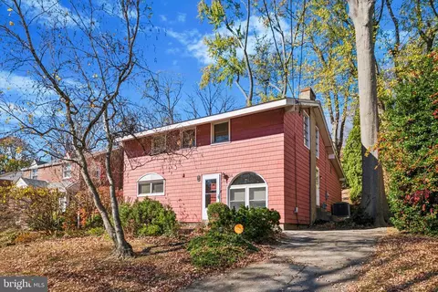 864 Beechwood Rd, Merion, PA 19083