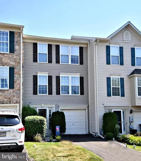 302 Jene Ct, North Wales, PA 19454