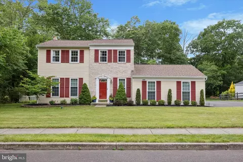 2089 Stewart Dr, Hatfield, PA 19440