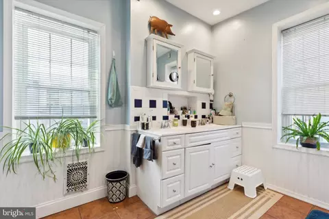 Bath - 122 E Spring Ave, Ardmore, PA 19003 photo 1 of 2