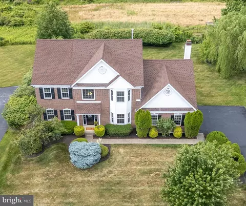 232 Tudor Dr, North Wales, PA 19454