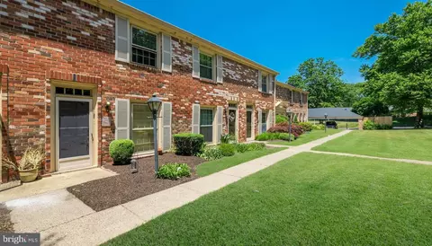 125 Macklenburg Dr #L 21E, Penllyn, PA 19422