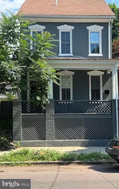 61 Beech St, Pottstown, PA 19464