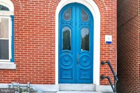 228 King St, Pottstown, PA 19464