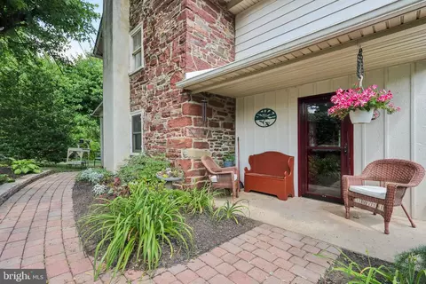 251 Indian Creek Rd, Harleysville, PA 19438