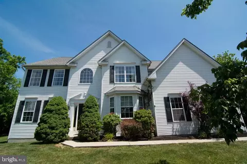47 Doe Run Ln, Pottstown, PA 19464