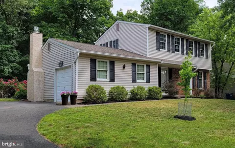 1509 Liberty Bell Dr, Harleysville, PA 19438