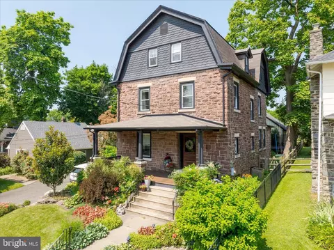 472 Roberts Ave, Glenside, PA 19038