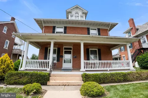 107 W Broad St, Souderton, PA 18964