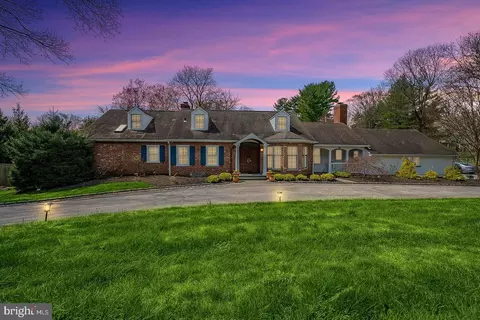 1416 Old Gulph Rd, Villanova, PA 19085