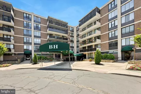 8302 Old York Rd #C-26, Elkins Park, PA 19027