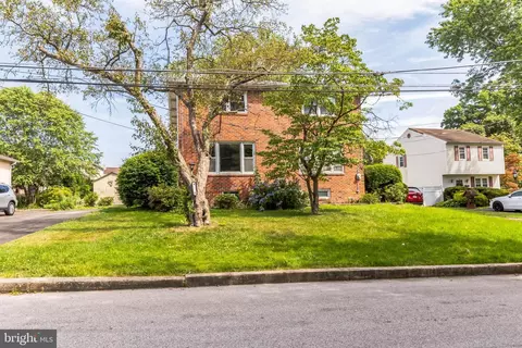 425 Elk Ave, Glenside, PA 19038