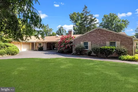 1364 Welsh Rd, Huntingdon Valley, PA 19006