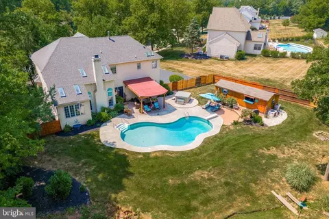 1794 Morgan Ln, Collegeville, PA 19426