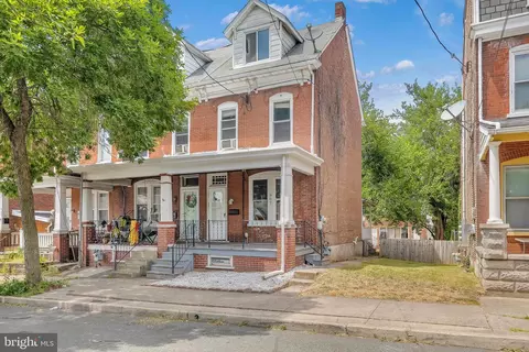 907 Queen St, Pottstown, PA 19464