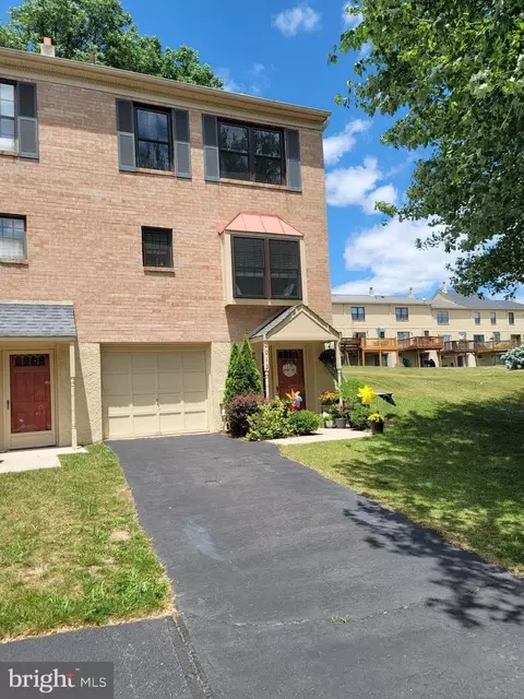 2013 Yorktown S, Norristown, PA 19403