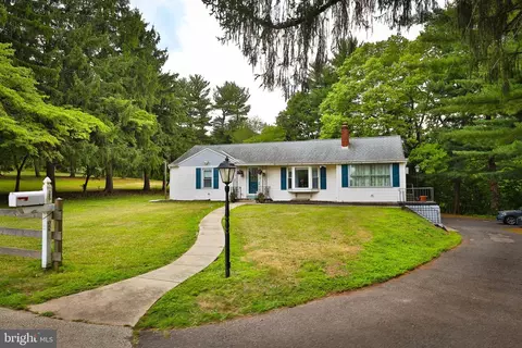 289 Oak St, Collegeville, PA 19426