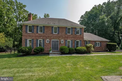 1117 Ivymont Rd, Bryn Mawr, PA 19010