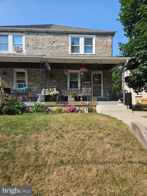 913 W James St, Norristown, PA 19401