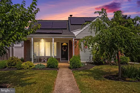118 Oxford Cir, Norristown, PA 19403