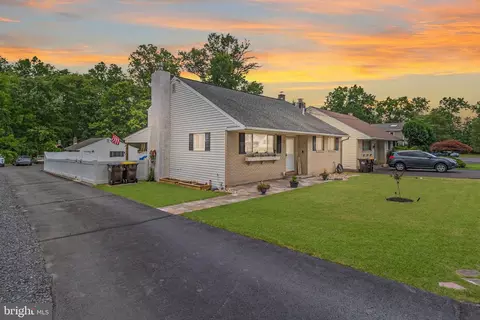 1026 N Line St, Lansdale, PA 19446