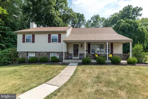 1649 Dublin Rd, Dresher, PA 19025